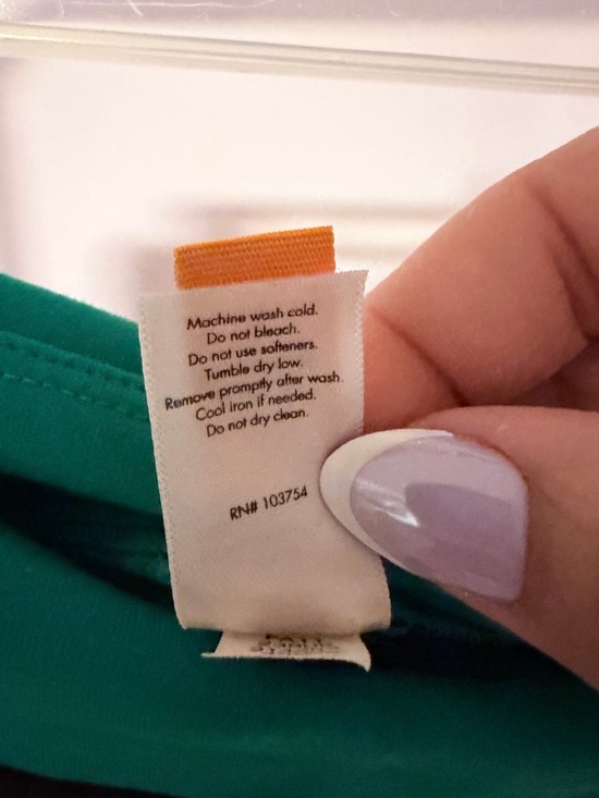 EUC Size Large Lucy Black Capri Leggings with Teal Waistband - Picture 4 of 9